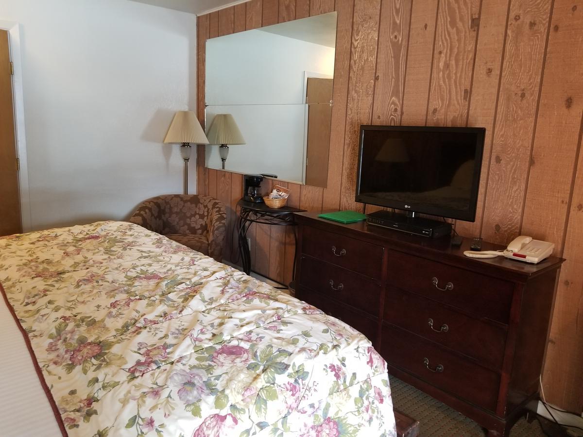 Gold Pan Lodge Quincy Екстериор снимка